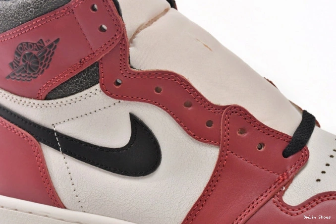 Bmlin OG Found Retro 1 and DZ5485-612 Chicago Jordan High Lost 0820